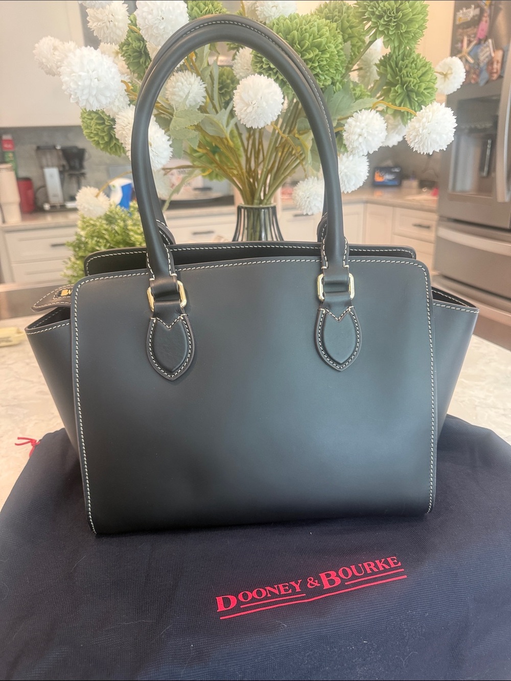 Dooney & Bourke Alto Flavia - Picture 4 of 10